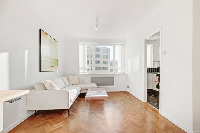1 Bedroom Flat For Sale In Park Crescent, London, W1B