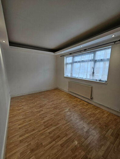 6 Bedroom Terraced House To Rent In Canning Town, London, E13