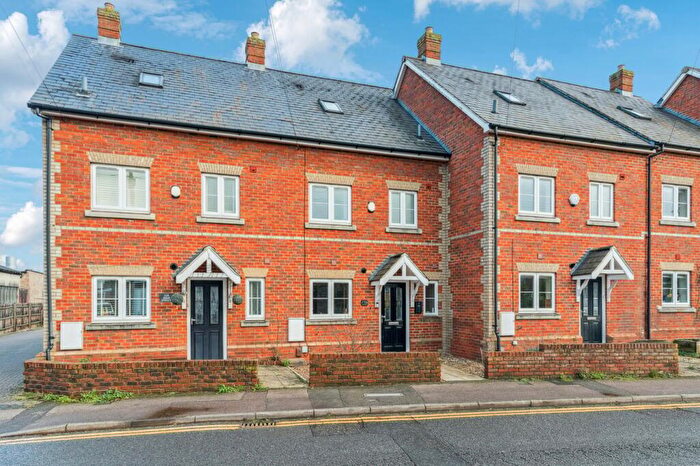 4 Bedroom Terraced House For Sale In High Street, Langford, Biggleswade, SG18