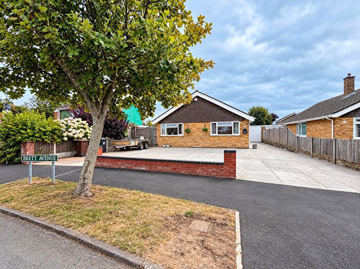 4 Bedroom Detached Bungalow For Sale In Brett Avenue, Gorleston, Great Yarmouth, NR31