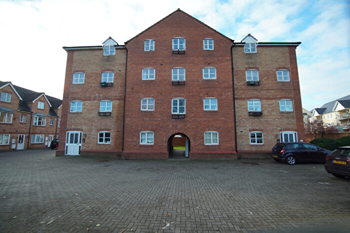3 Bedroom Flat To Rent In Snowberry Close, Bradley Stoke, BS32