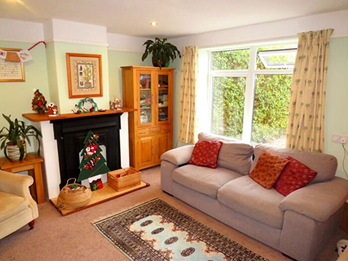 3 Bedroom Terraced House For Sale In Arnolds Mead, Corsham, SN13