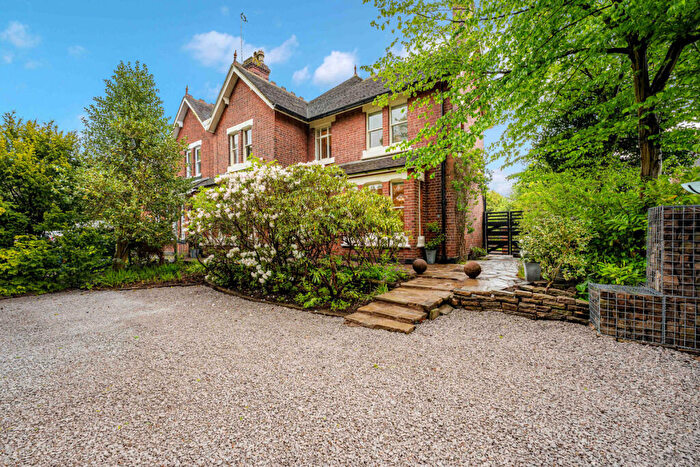 5 Bedroom Semi-Detached House For Sale In Leek Road Stockton Brook Stoke-on-Trent, Staffordshire, ST9