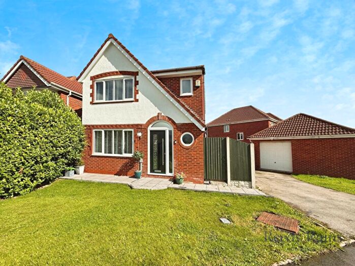 3 Bedroom Detached House For Sale In Belle Field Close, Penwortham, Preston, Lancashire, PR1