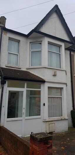 4 Bedroom Terraced House To Rent In Risingholme Road, Harrow Weald, Harrow, HA3