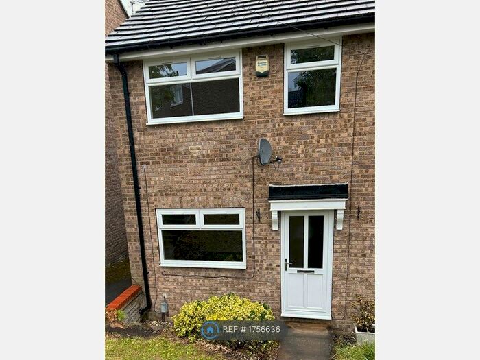 3 Bedroom End Of Terrace House To Rent In Ripley Road, Liversedge, WF15