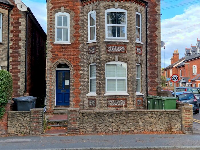 1 Bedroom Flat To Rent In Woodbridge Road, Guildford, GU1