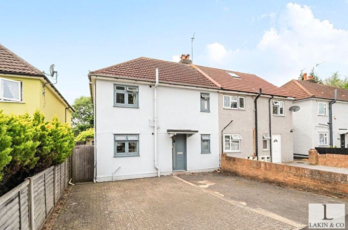 4 Bedroom Property For Sale In Nursery Waye, Uxbridge, UB8