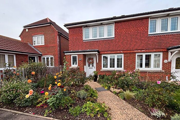 3 Bedroom End Terrace House For Sale In Langton Close, Lee-On-The-Solent, PO13