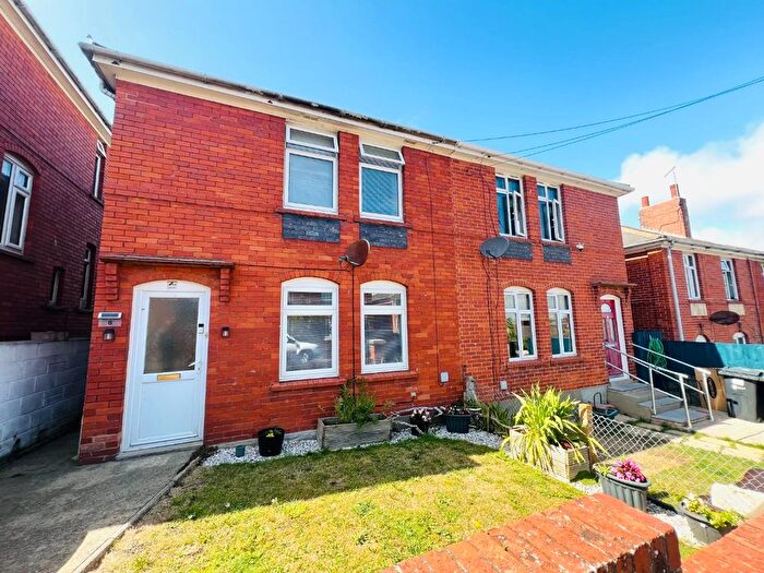 3 Bedroom Semi-Detached House To Rent In Bradford Road, Weymouth, DT4