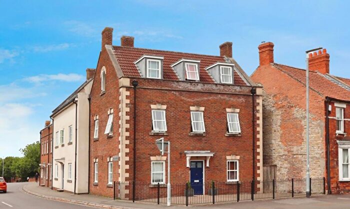 2 Bedroom Triplex For Sale In The Tanneries, Glastonbury, BA6