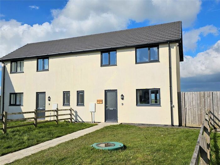 2 Bedroom Semi-Detached House For Sale In Southlands Drive, Langtree, Torrington, EX38