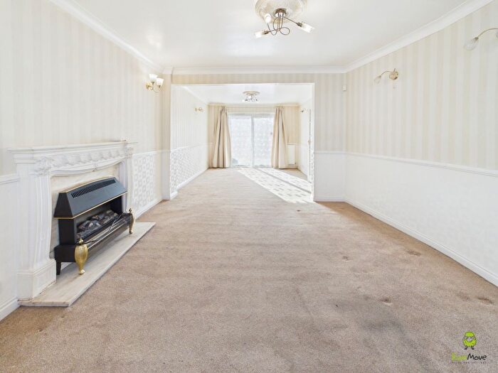 3 Bedroom Terraced House For Sale In Church Road, Bexleyheath, Kent, DA7