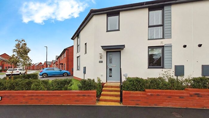 3 Bedroom Semi Detached House For Sale In Crossman Way, Yate, Bristol, BS37