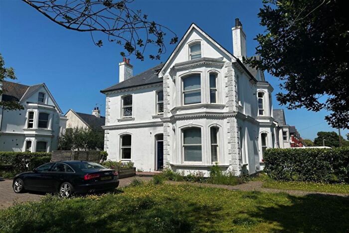 1 Bedroom Flat To Rent In Mill Road, Worthing, BN11