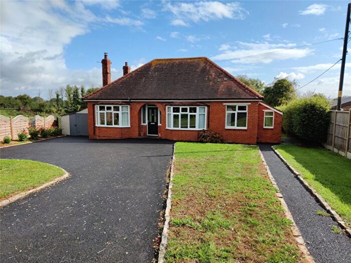 2 Bedroom Bungalow For Sale In Stour Provost, Gillingham, Dorset, SP8