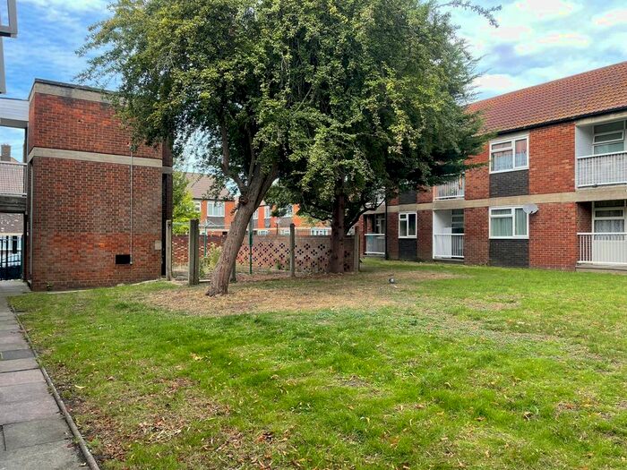 1 Bedroom Flat To Rent In Corelli Road, London, SE3