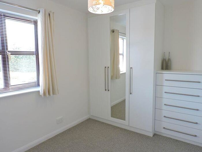 1 Bedroom Flat To Rent In Binfields Close, Basingstoke, RG24