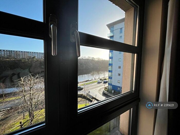 2 Bedroom Flat To Rent In Riverside Drive, Aberdeen, AB11