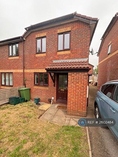 3 Bedroom Semi-Detached House To Rent In Whitley Mead, Stoke Gifford, Bristol, BS34