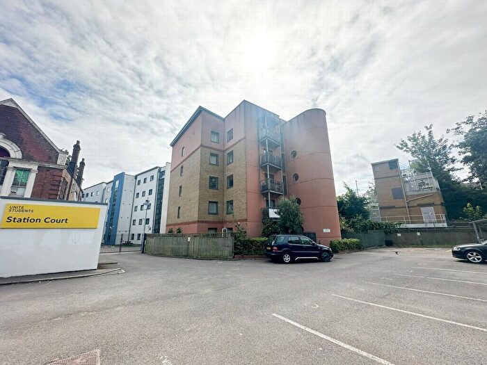 1 Bedroom Flat To Rent In Stephenson House, High Road, London, N15