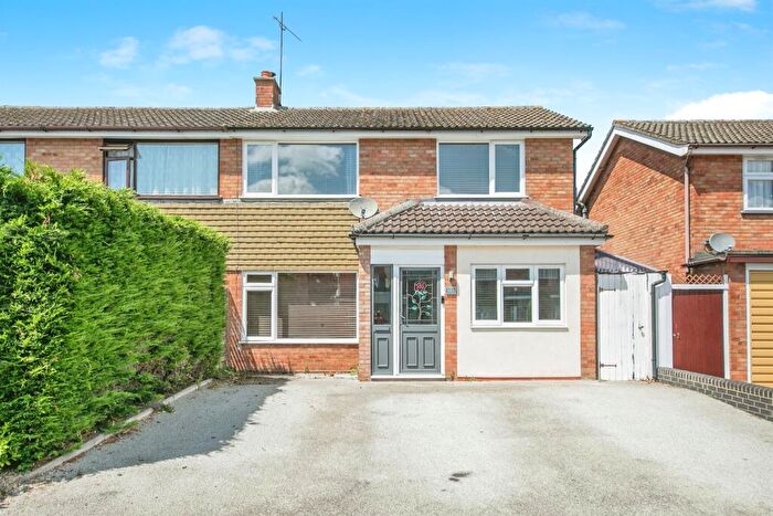 4 Bedroom Semi-Detached House For Sale In Leggatt Drive, Bramford, Ipswich, IP8