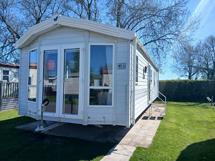 2 Bedroom Park Home For Sale In Hutton Sessay, Thirsk, YO7