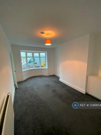 2 Bedroom Flat To Rent In Newsham Road, Blyth, NE24