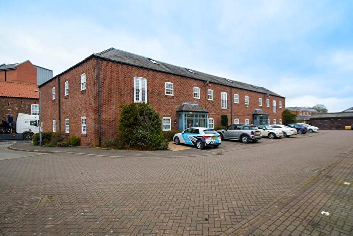 2 Bedroom Flat To Rent In Flemingate House, Flemingate, Beverley, East Yorkshire, HU17