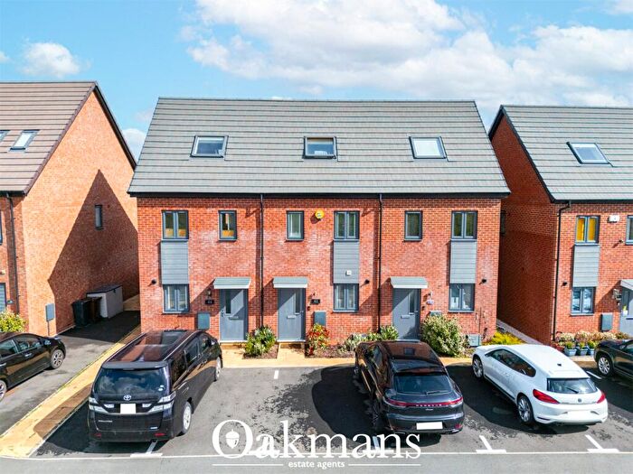 3 Bedroom Terraced House For Sale In Handford Crescent, Shirley, Solihull, West Midlands, B90