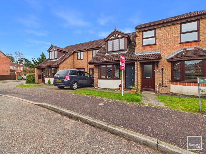 3 Bedroom Terraced House For Sale In Snowberry Close, Taverham, NR8