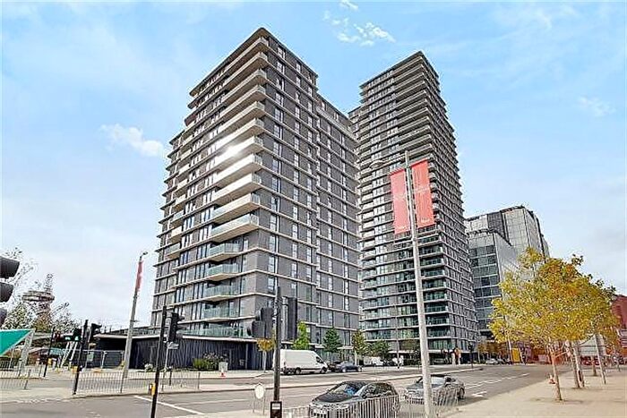 1 Bedroom Flat For Sale In Cassia Point, Glasshouse Gardens, Stratford, London, E20