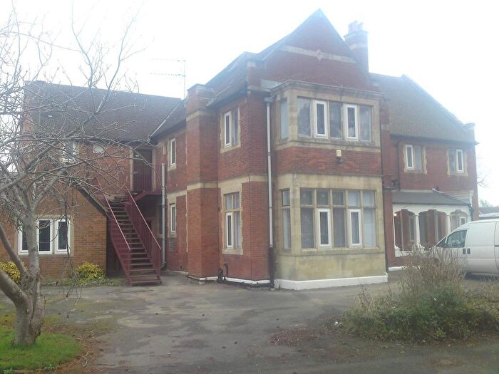 Studio To Rent In Colerne Drive, Hucclecote, Gloucester, Gloucestershire, GL3