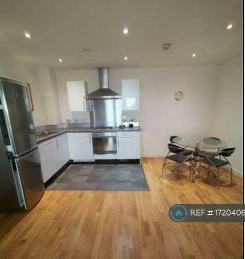 2 Bedroom Flat To Rent In The Reach, Liverpool, L3