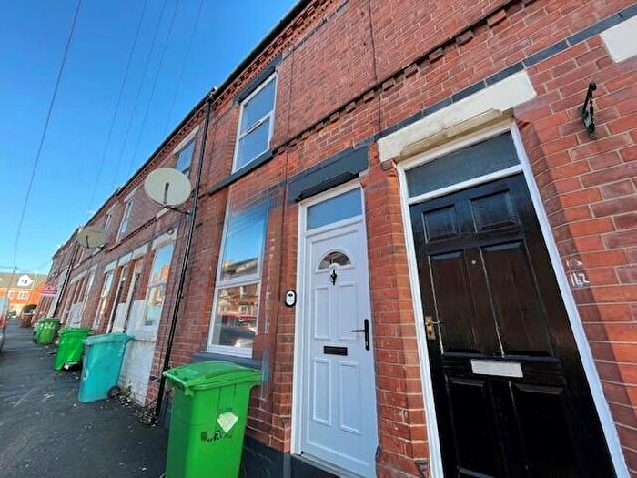 2 Bedroom House To Rent In Ewart Road, NG7