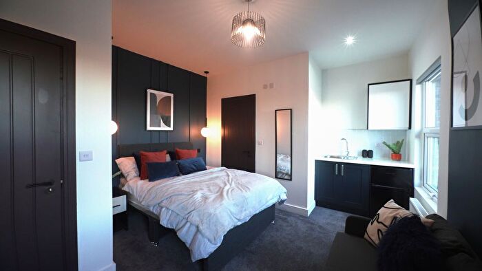 1 Bedroom Studio To Rent In Harcourt Street, Luton, Bedfordshire, LU1