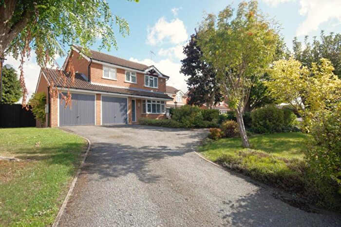 3 Bedroom Detached House For Sale In Tiffany Gardens, Northampton, NN4
