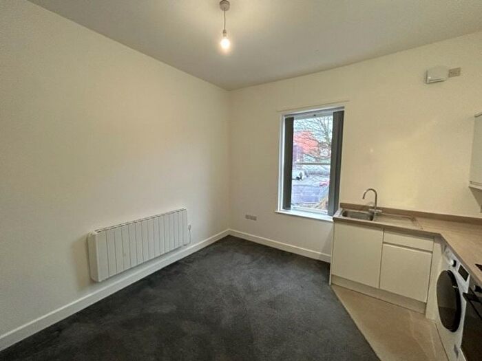 1 Bedroom Flat To Rent In St. John Street, Mansfield, NG18