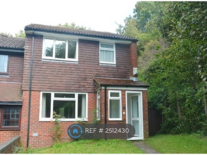 4 Bedroom End Of Terrace House To Rent In Egginton Road, Brighton, BN2