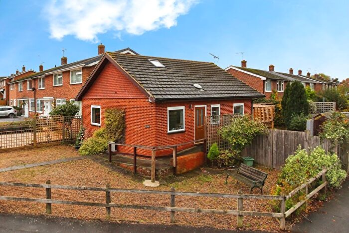 2 Bedroom Bungalow For Sale In Jaggard Way, Staplehurst, Tonbridge, Kent, TN12