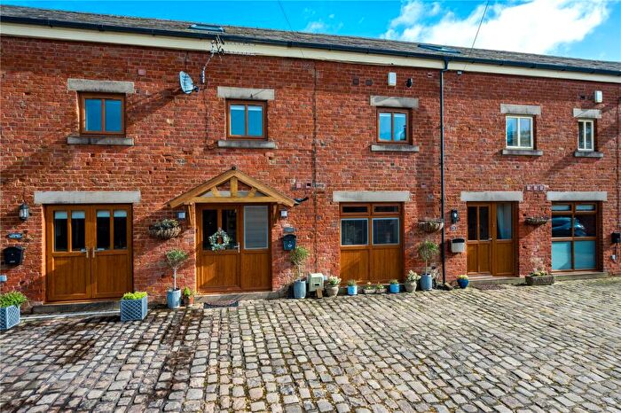 4 Bedroom Barn Conversion For Sale In Weeton Road, Weeton, Preston, Lancashire, PR4