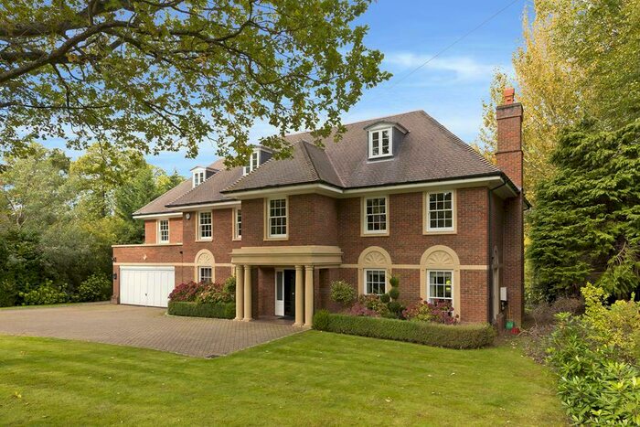 6 Bedroom Detached House To Rent In Godolphin Road, Weybridge, KT13