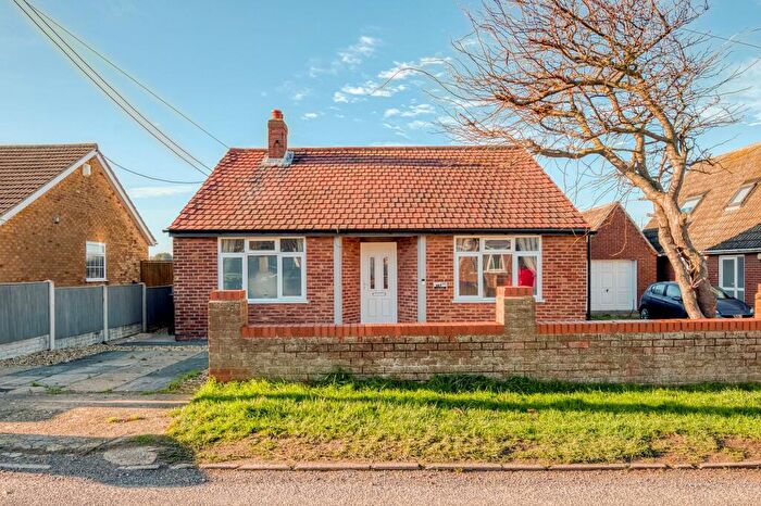 3 Bedroom Detached Bungalow For Sale In Fakes Road, Hemsby, NR29