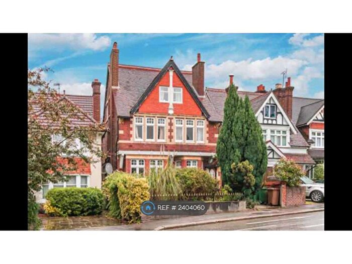 1 Bedroom Flat To Rent In Reigate Road, Reigate, RH2
