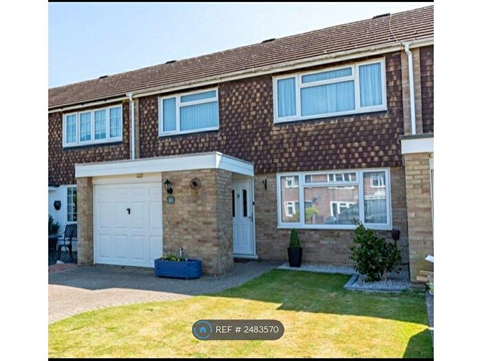 3 Bedroom Terraced House To Rent In Brambletye Road, Crawley, RH10