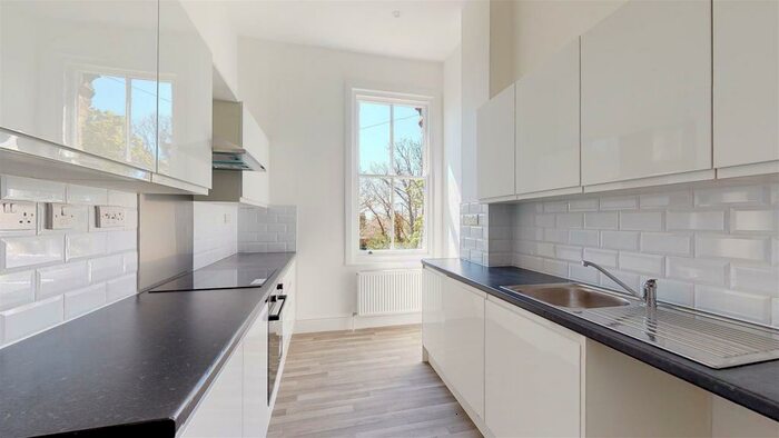 2 Bedroom Flat To Rent In Clarendon Road, Margate, CT9