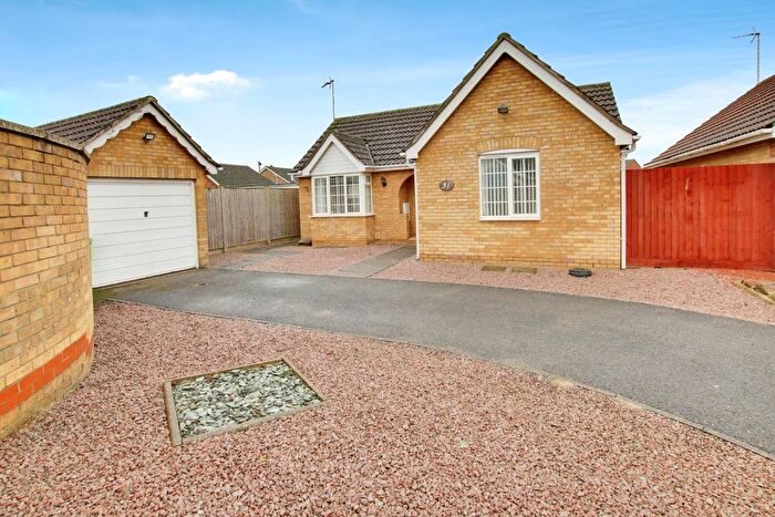 2 Bedroom Detached Bungalow For Sale In Olivers Way, March, PE15