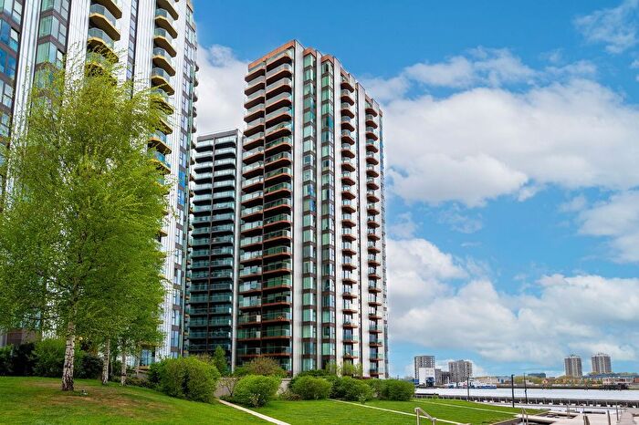 2 Bedroom Flat To Rent In Hennessey Apartments, Brigadier Walk, Woolwich, SE18