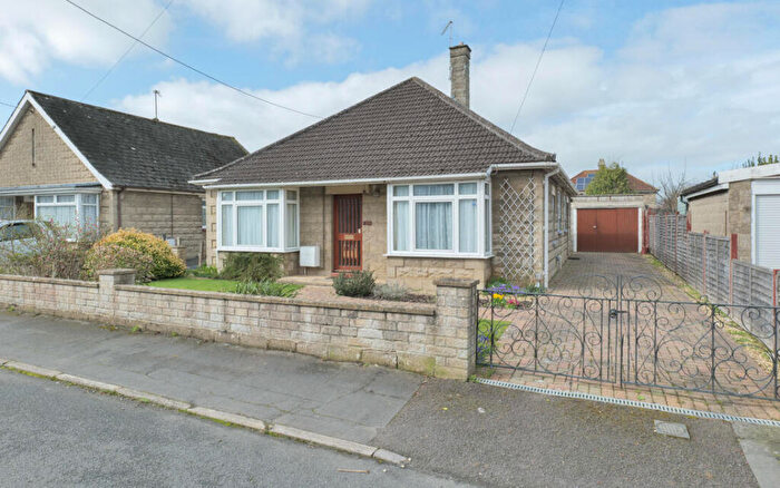 3 Bedroom Detached Bungalow For Sale In Southbrook Road, Melksham, SN12