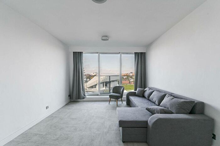 1 Bedroom Flat To Rent In St Johns Wood Road, St John's Wood, London, NW8